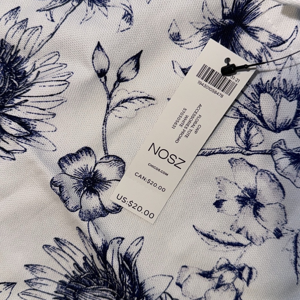 NWT Chico's Navy and White Floral Tote. Measures 16.5in X 14in. - Picture 2 of 2